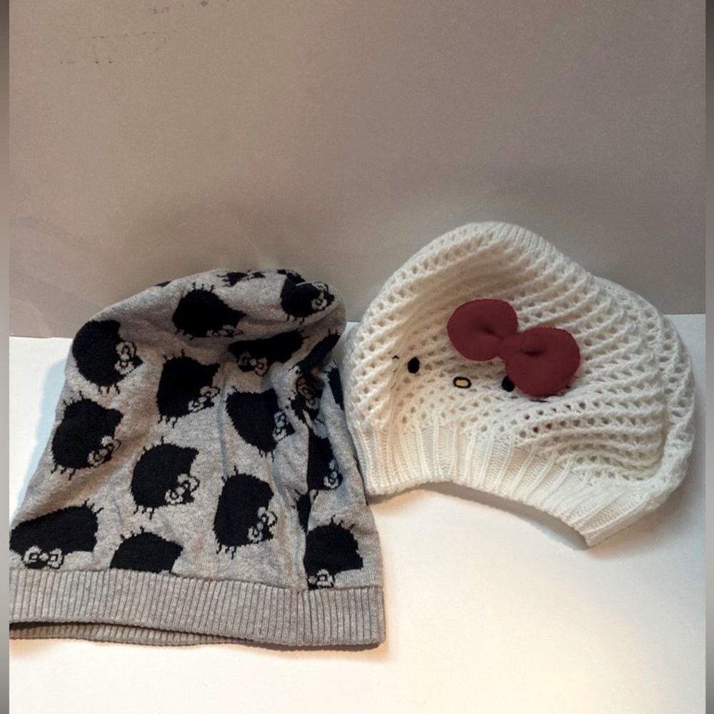 Hello kitty hats